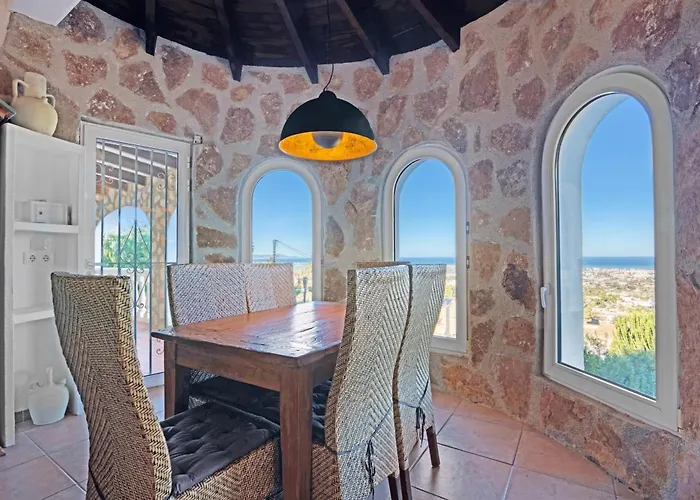 Isabella Villa Dénia